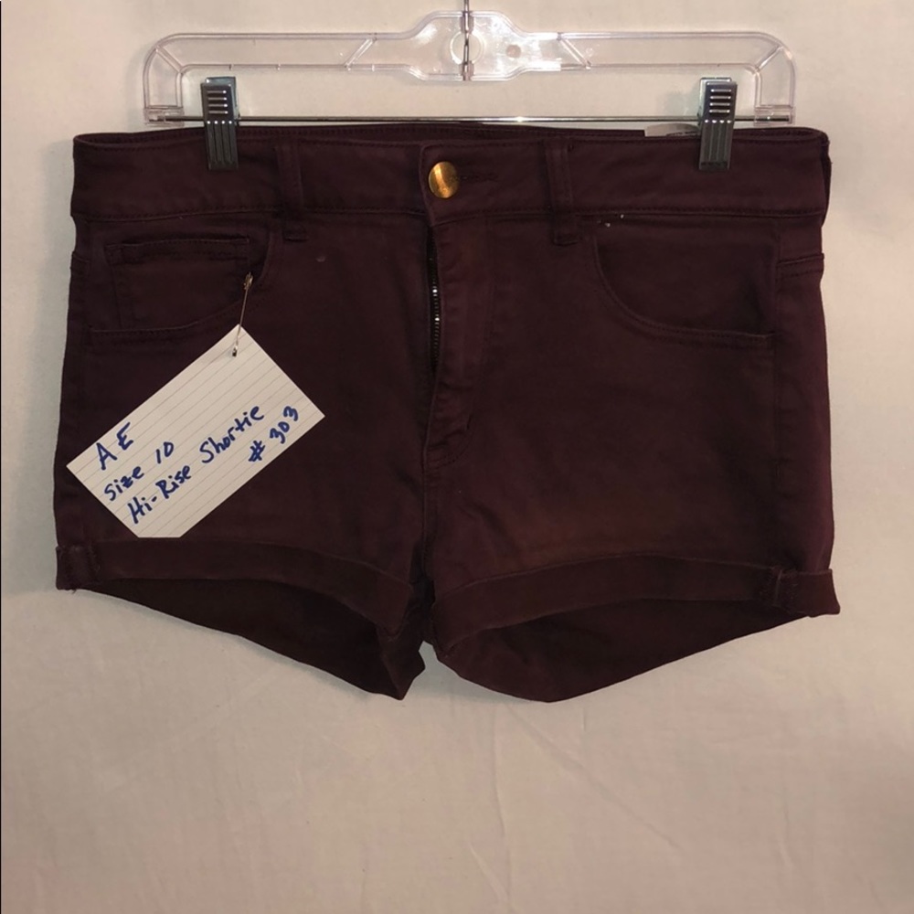 American Eagle burgundy shorts like new